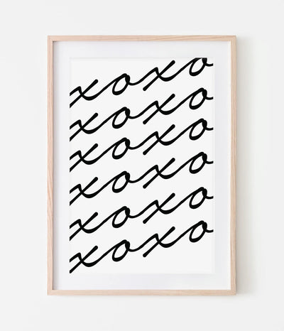 'XOXOXO' Print